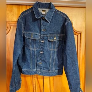 Vintage lee denim trucker jacket large